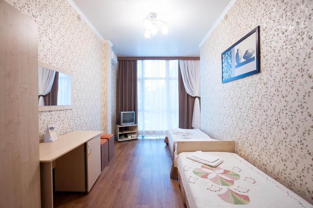 Solnechniy Hotel Čeljabinsk Esterno foto